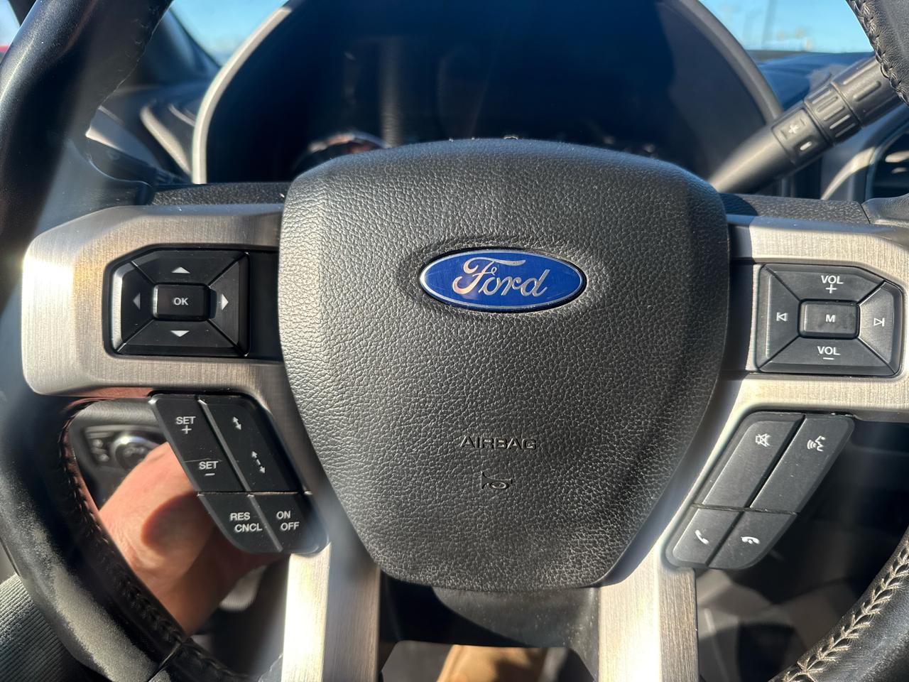 Ford F-250 SD Platinum Crew Cab 4WD 2017