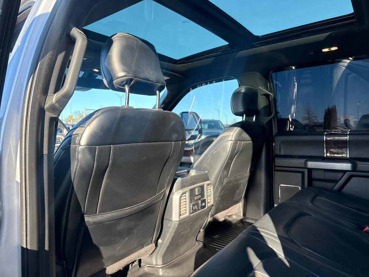 Ford F-250 SD Platinum Crew Cab 4WD 2017