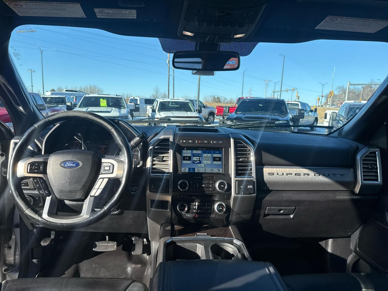 Ford F-250 SD Platinum Crew Cab 4WD 2017