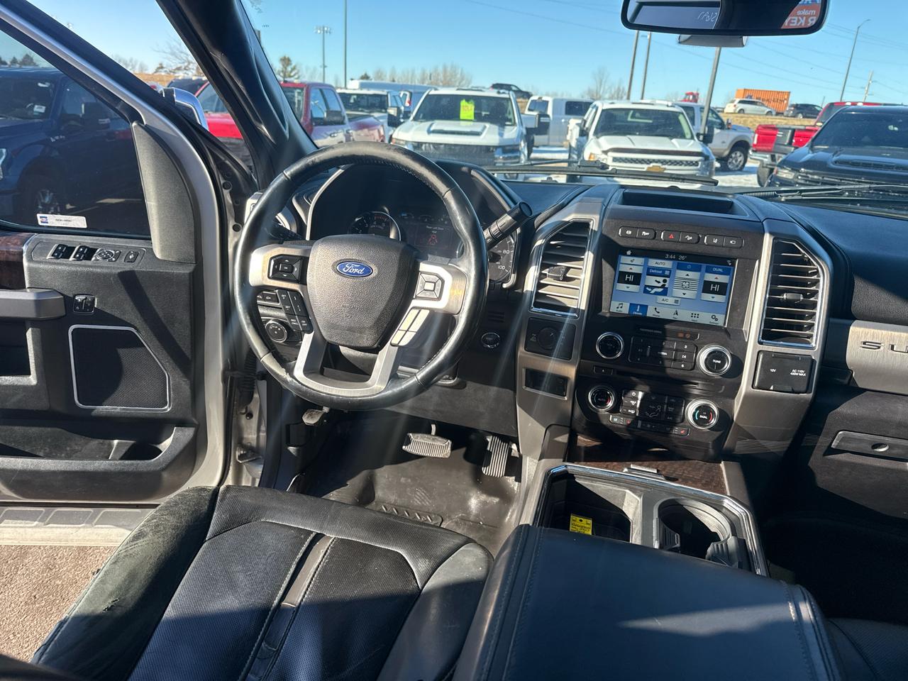 Ford F-250 SD Platinum Crew Cab 4WD 2017