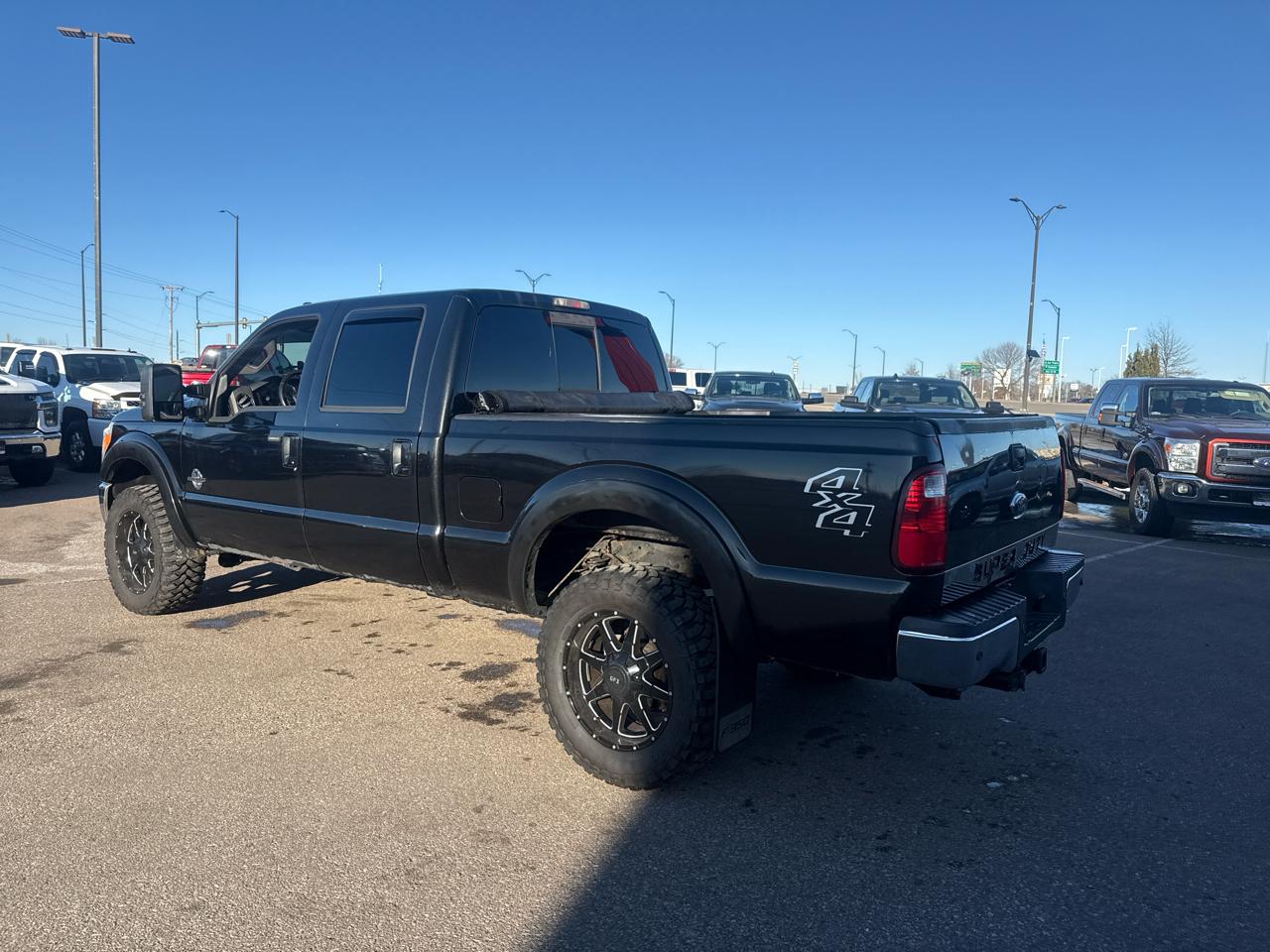 Ford F-350 SD Lariat Crew Cab 4WD 2011