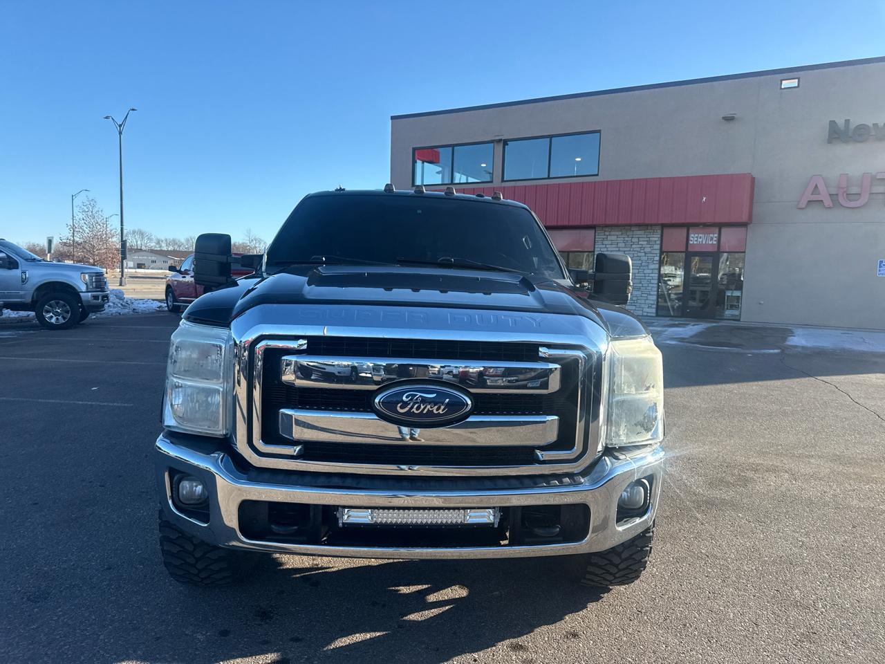 Ford F-350 SD Lariat Crew Cab 4WD 2011