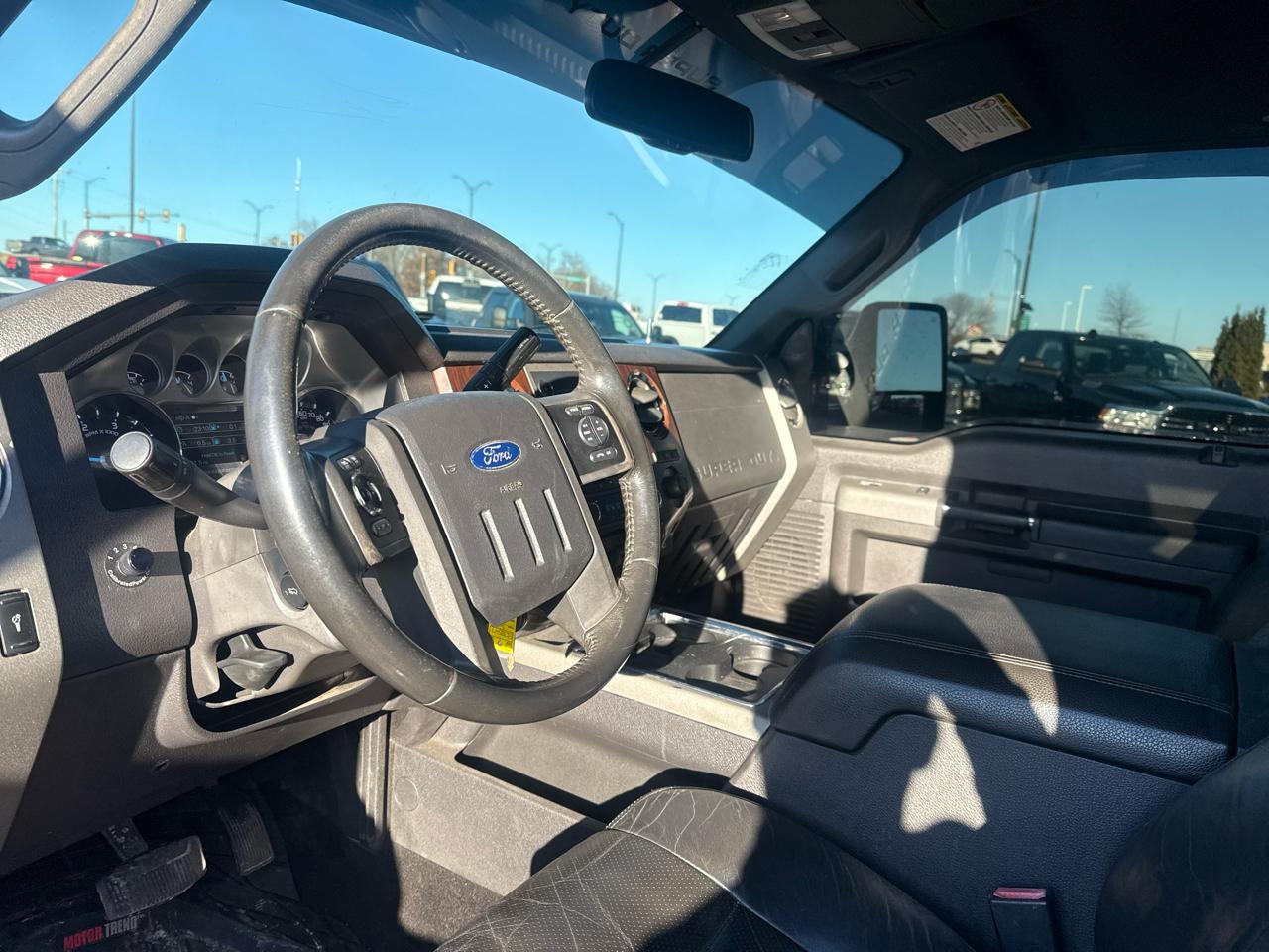 Ford F-350 SD Lariat Crew Cab 4WD 2011