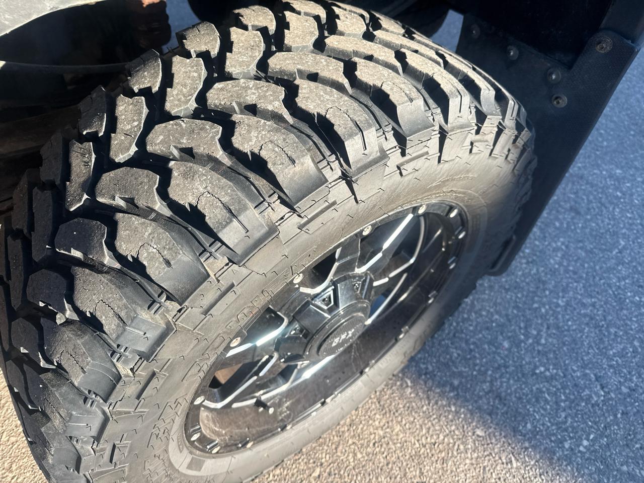 Ford F-350 SD Lariat Crew Cab 4WD 2011