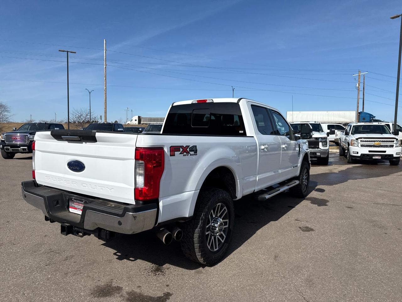 Ford F-350 SD Lariat Crew Cab 4WD 2017