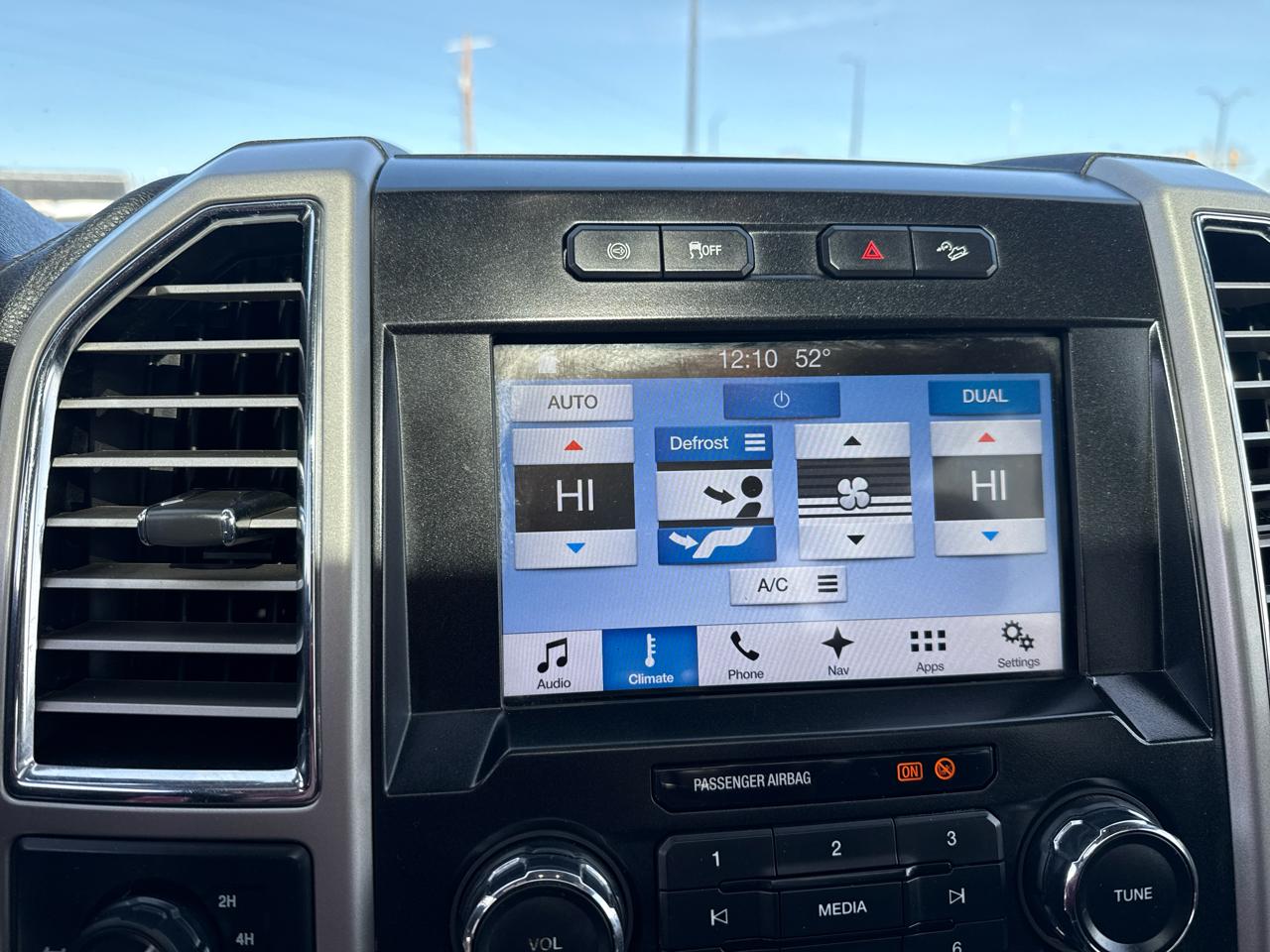 Ford F-350 SD Lariat Crew Cab 4WD 2017