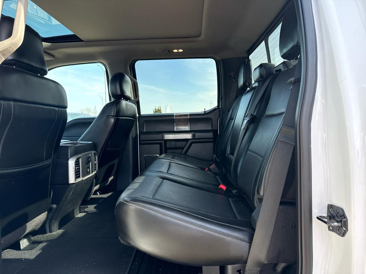 Ford F-350 SD Lariat Crew Cab 4WD 2017