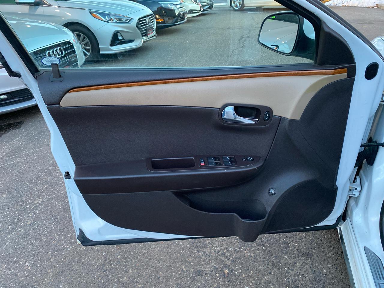 Chevrolet Malibu 1LT 2012