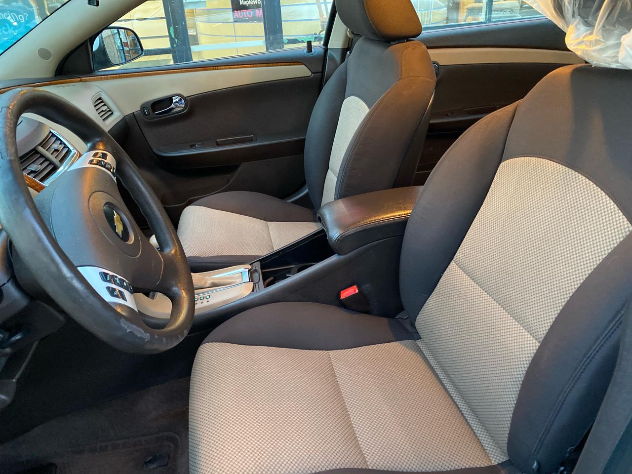 Chevrolet Malibu 1LT 2012