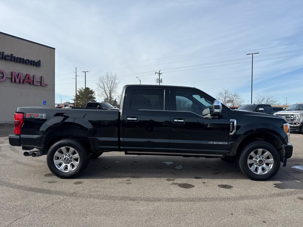 Ford F-250 SD Platinum Crew Cab 4WD 2018
