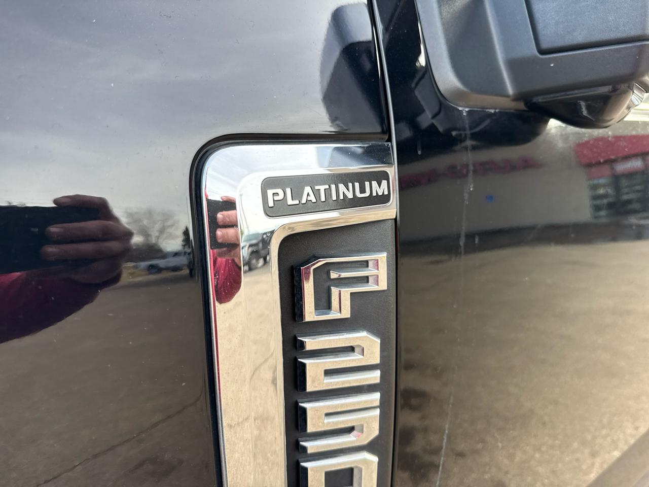 Ford F-250 SD Platinum Crew Cab 4WD 2018