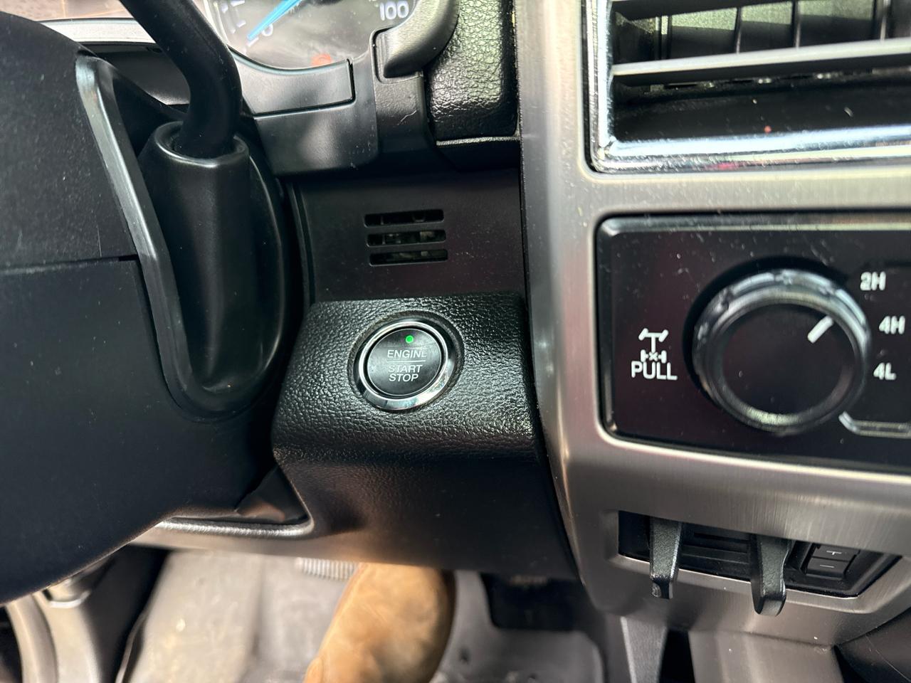 Ford F-250 SD Platinum Crew Cab 4WD 2018