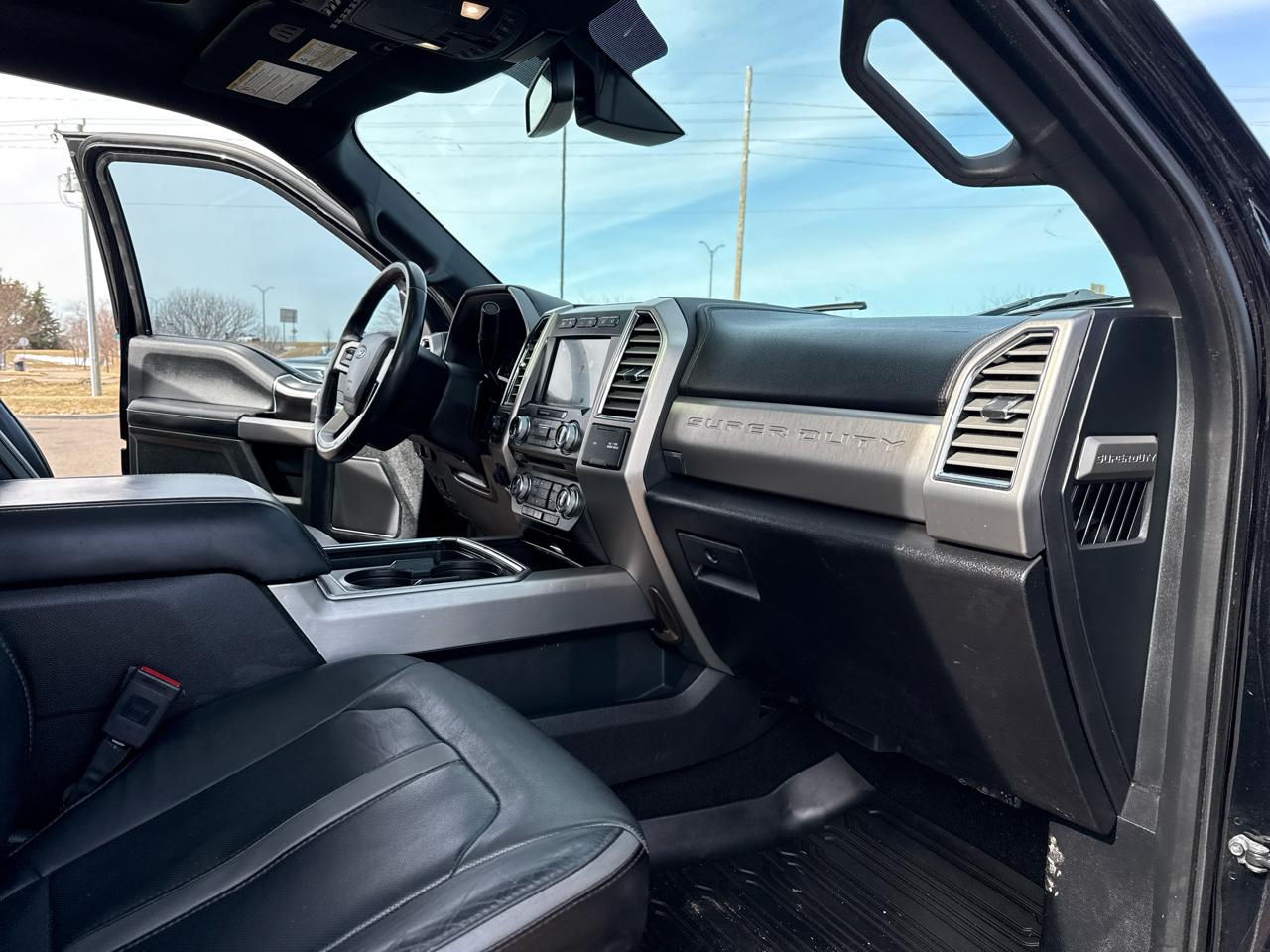 Ford F-250 SD Platinum Crew Cab 4WD 2018