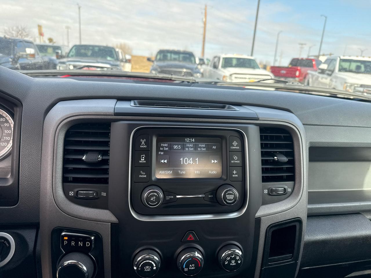 RAM 1500 Classic Tradesman Quad Cab 4WD 2019