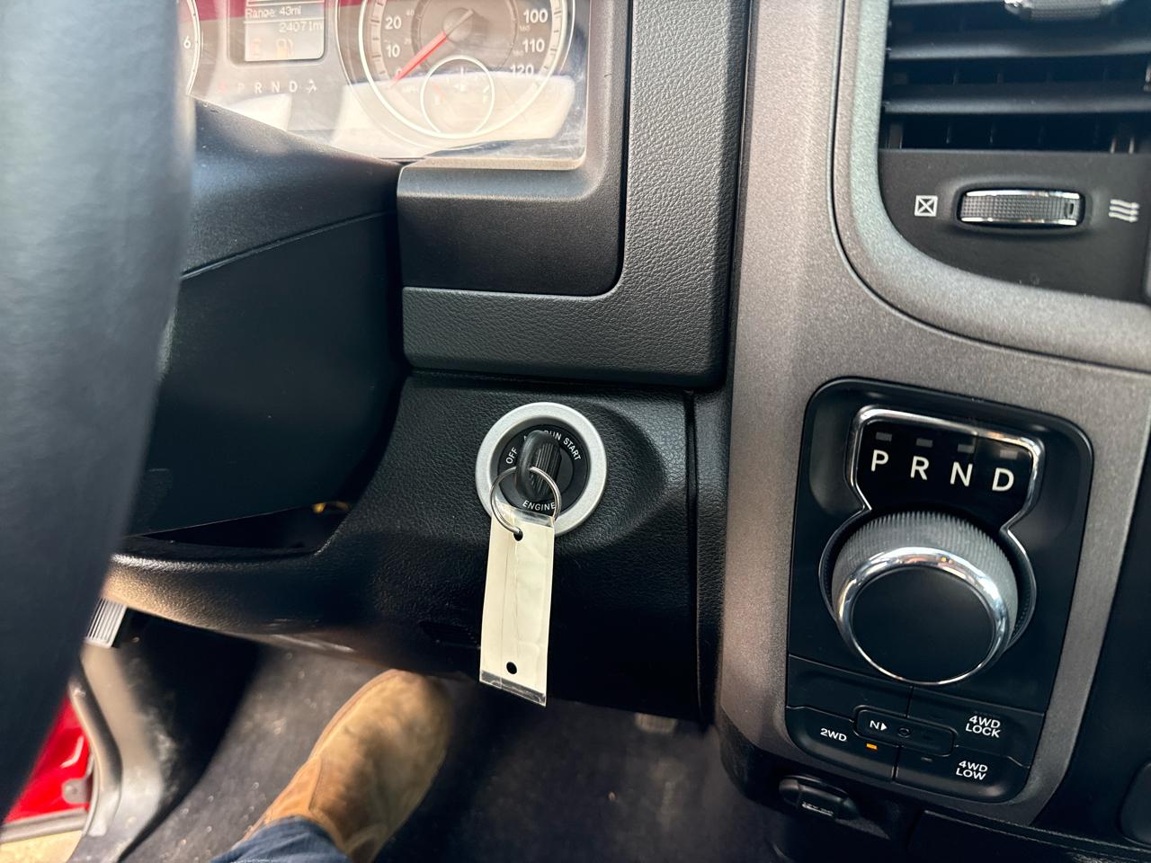 RAM 1500 Classic Tradesman Quad Cab 4WD 2019