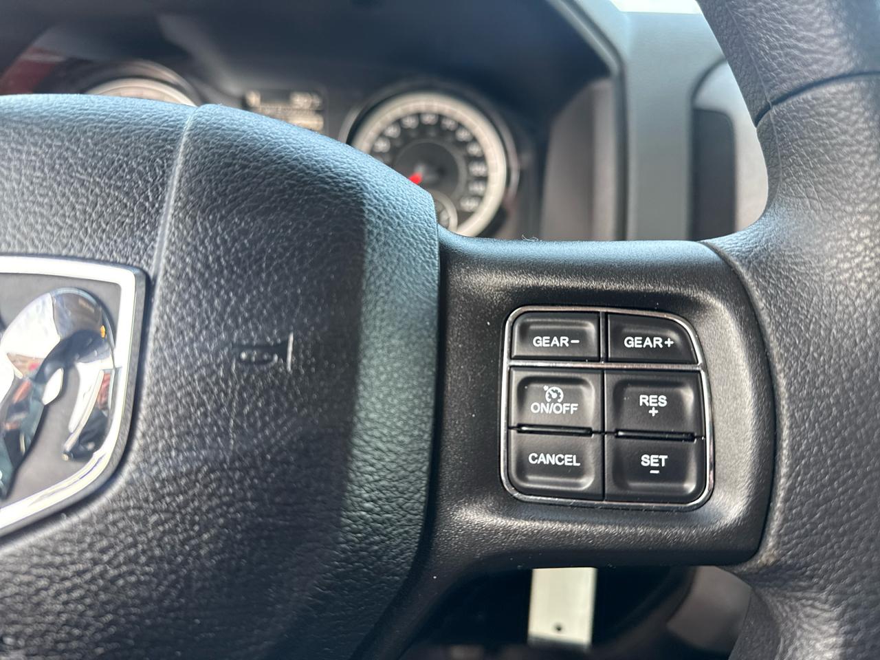 RAM 1500 Classic Tradesman Quad Cab 4WD 2019