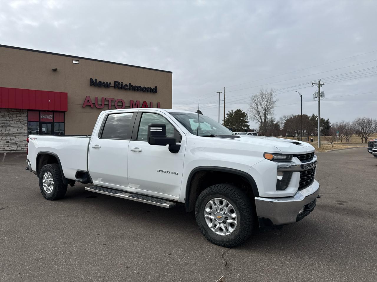 Chevrolet Silverado 3500HD LT Crew Cab 4WD 2022
