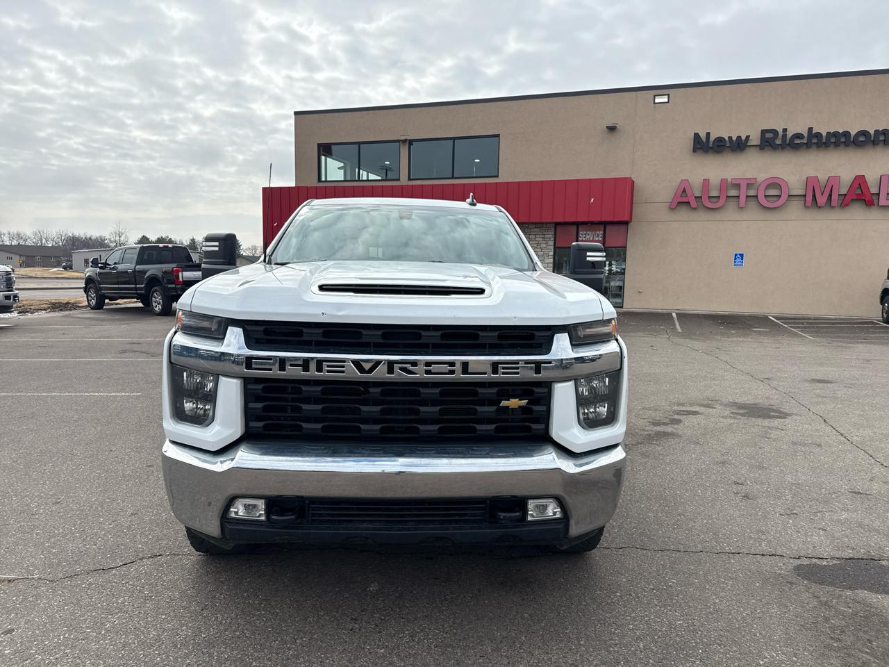 Chevrolet Silverado 3500HD LT Crew Cab 4WD 2022