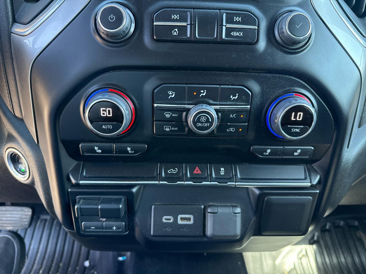 Chevrolet Silverado 3500HD LT Crew Cab 4WD 2022