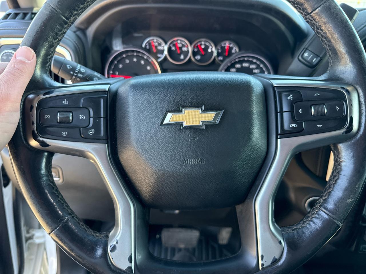 Chevrolet Silverado 3500HD LT Crew Cab 4WD 2022