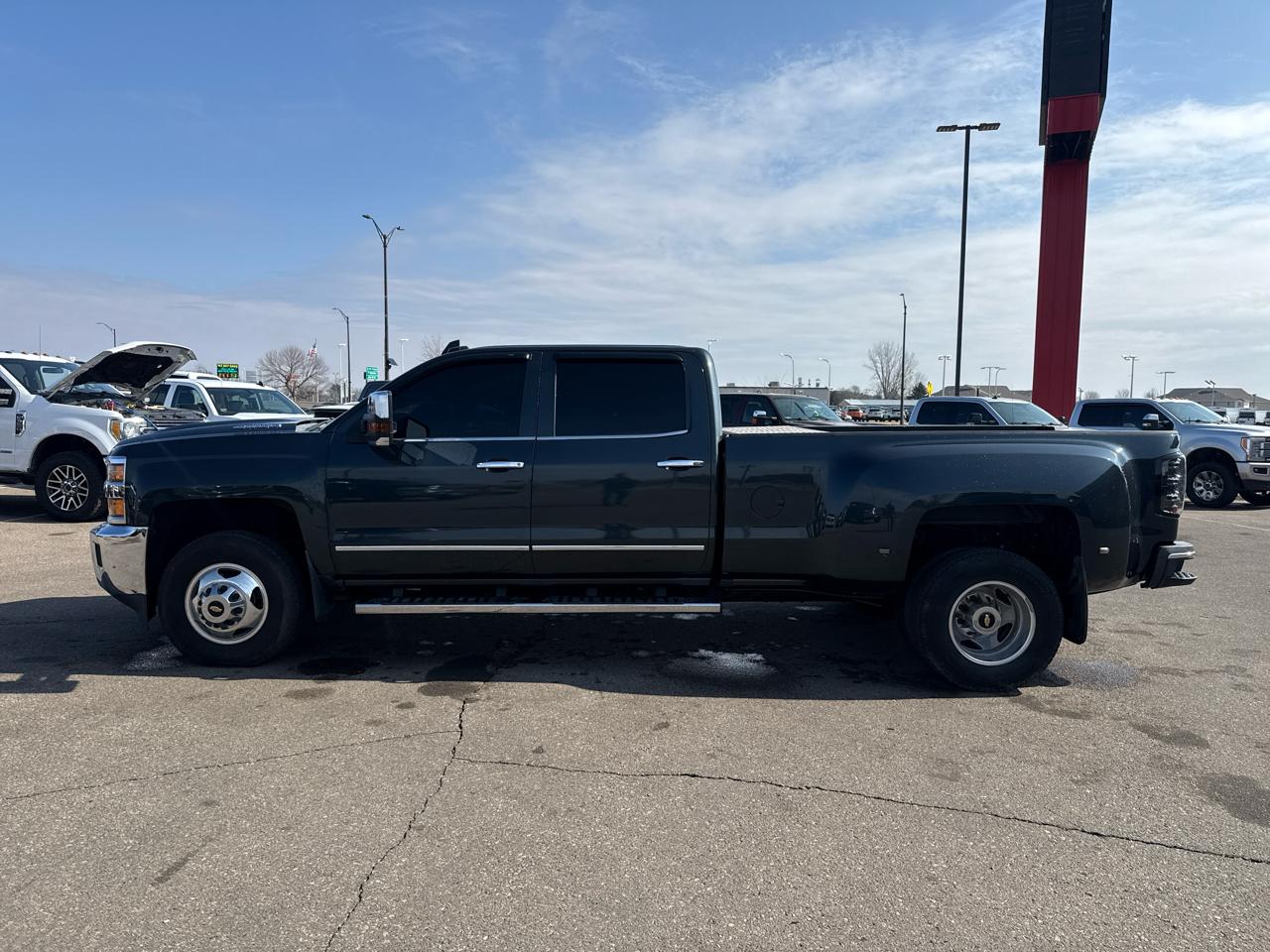 Chevrolet Silverado 3500HD LTZ Crew Cab 4WD 2017