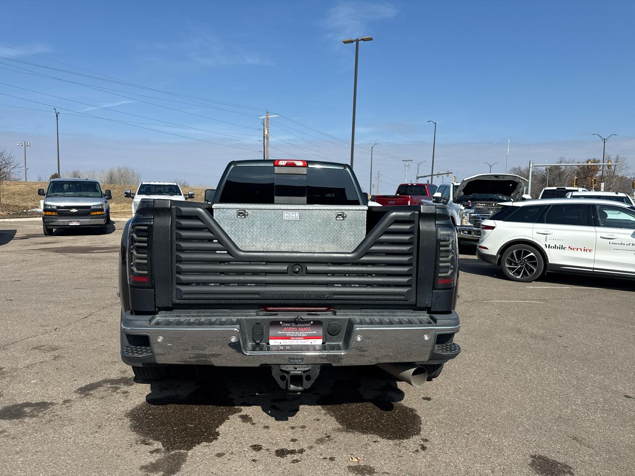 Chevrolet Silverado 3500HD LTZ Crew Cab 4WD 2017