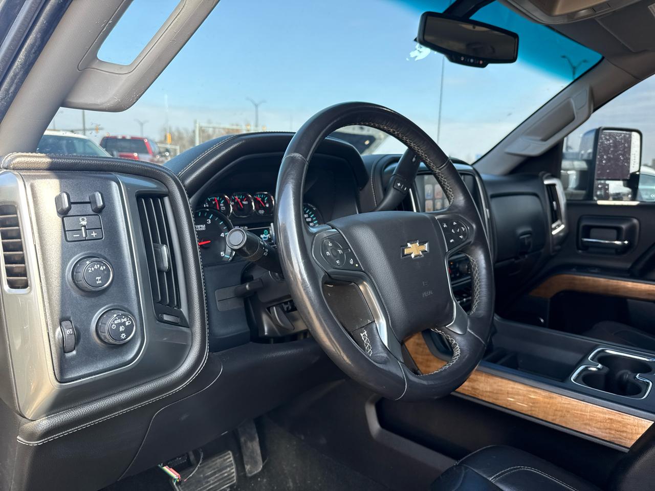 Chevrolet Silverado 3500HD LTZ Crew Cab 4WD 2017