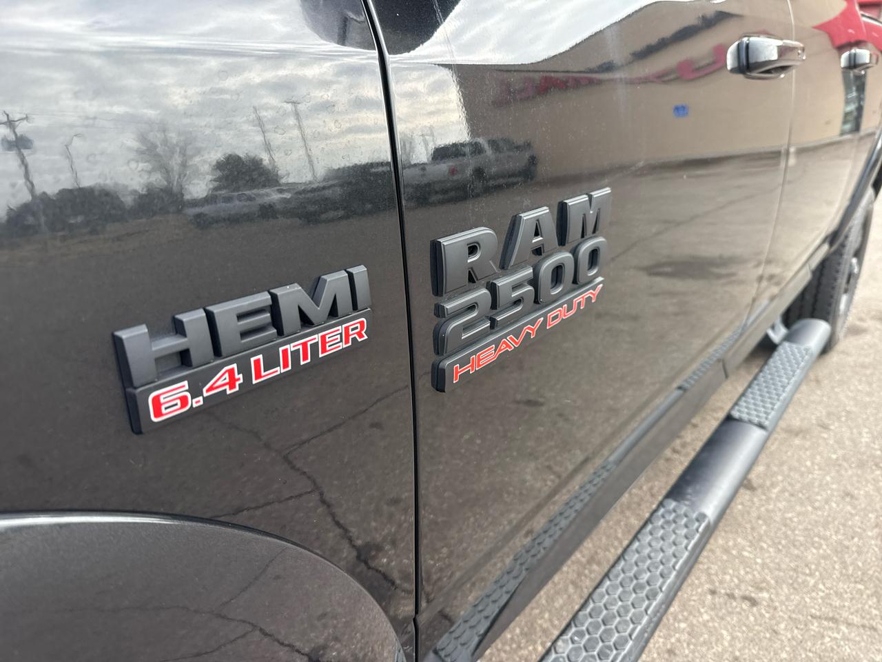 RAM 2500 Laramie Crew Cab SWB 4WD 2018