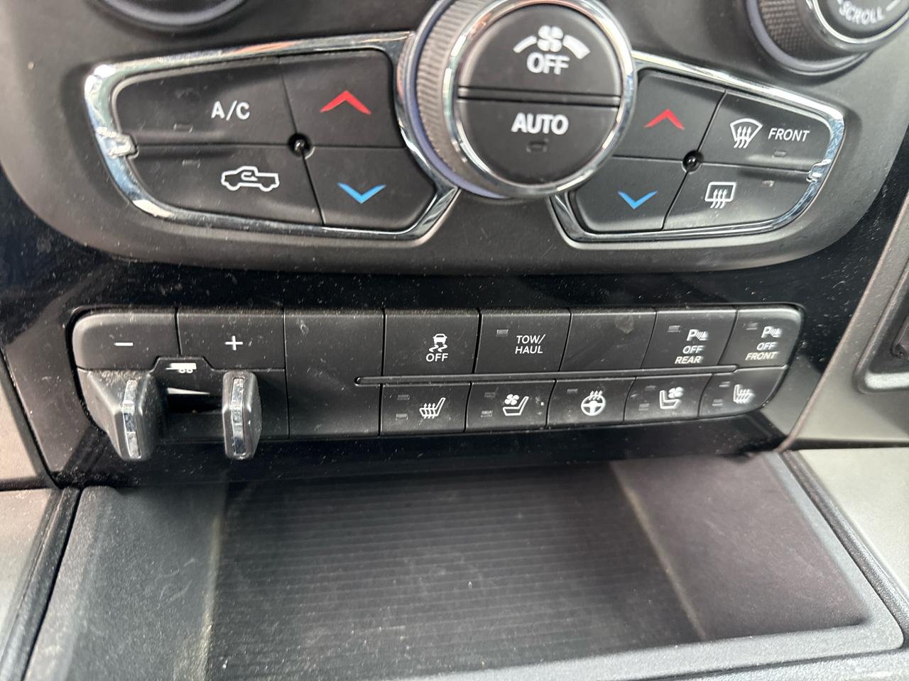 RAM 2500 Laramie Crew Cab SWB 4WD 2018