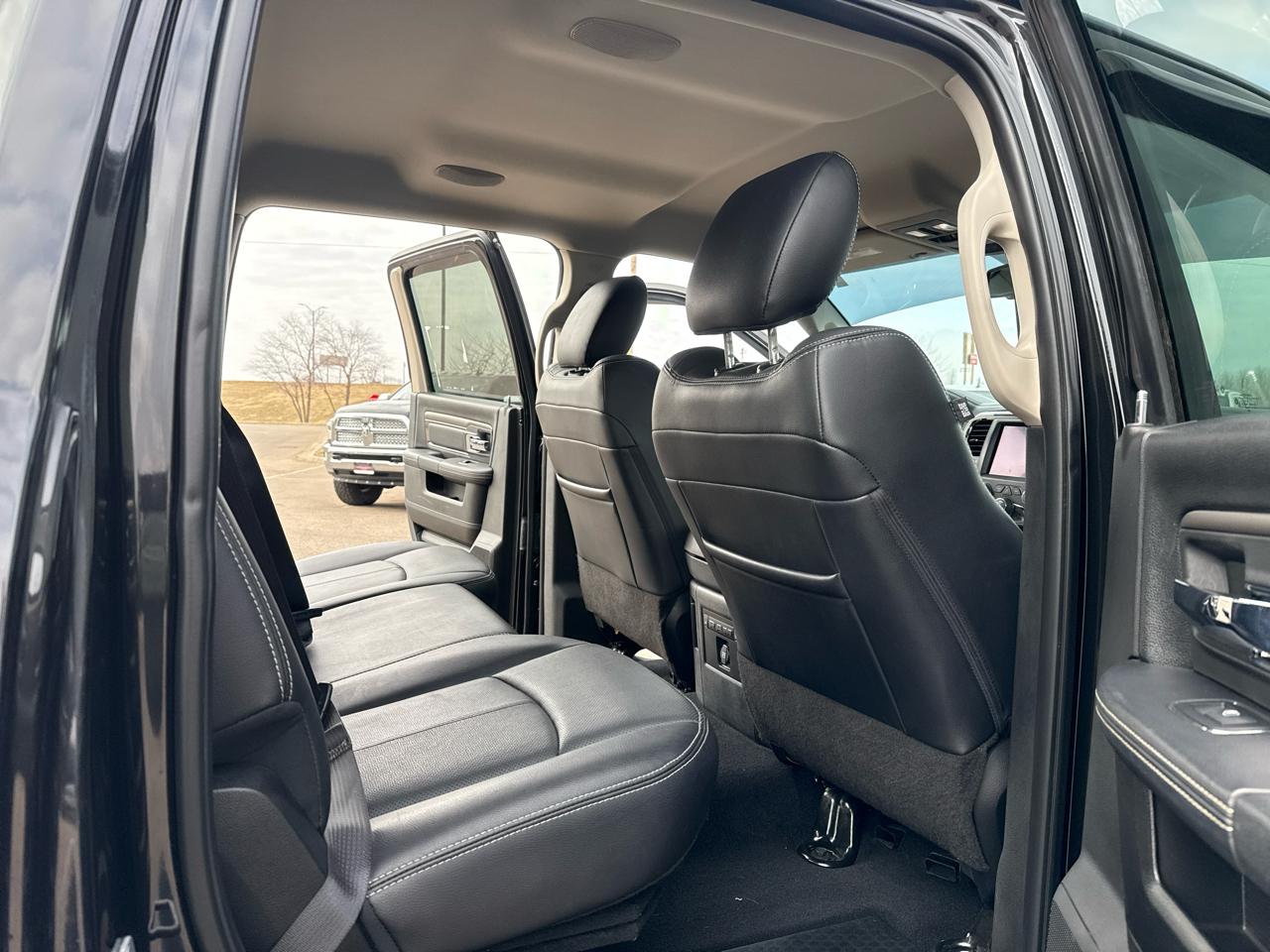 RAM 2500 Laramie Crew Cab SWB 4WD 2018