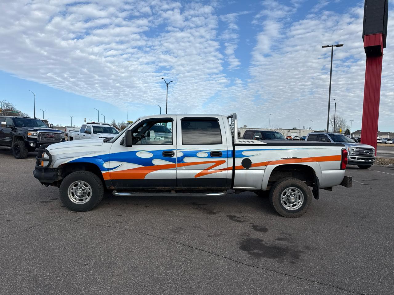 Chevrolet Silverado 2500HD LT Crew Cab Short Bed 4WD 2005