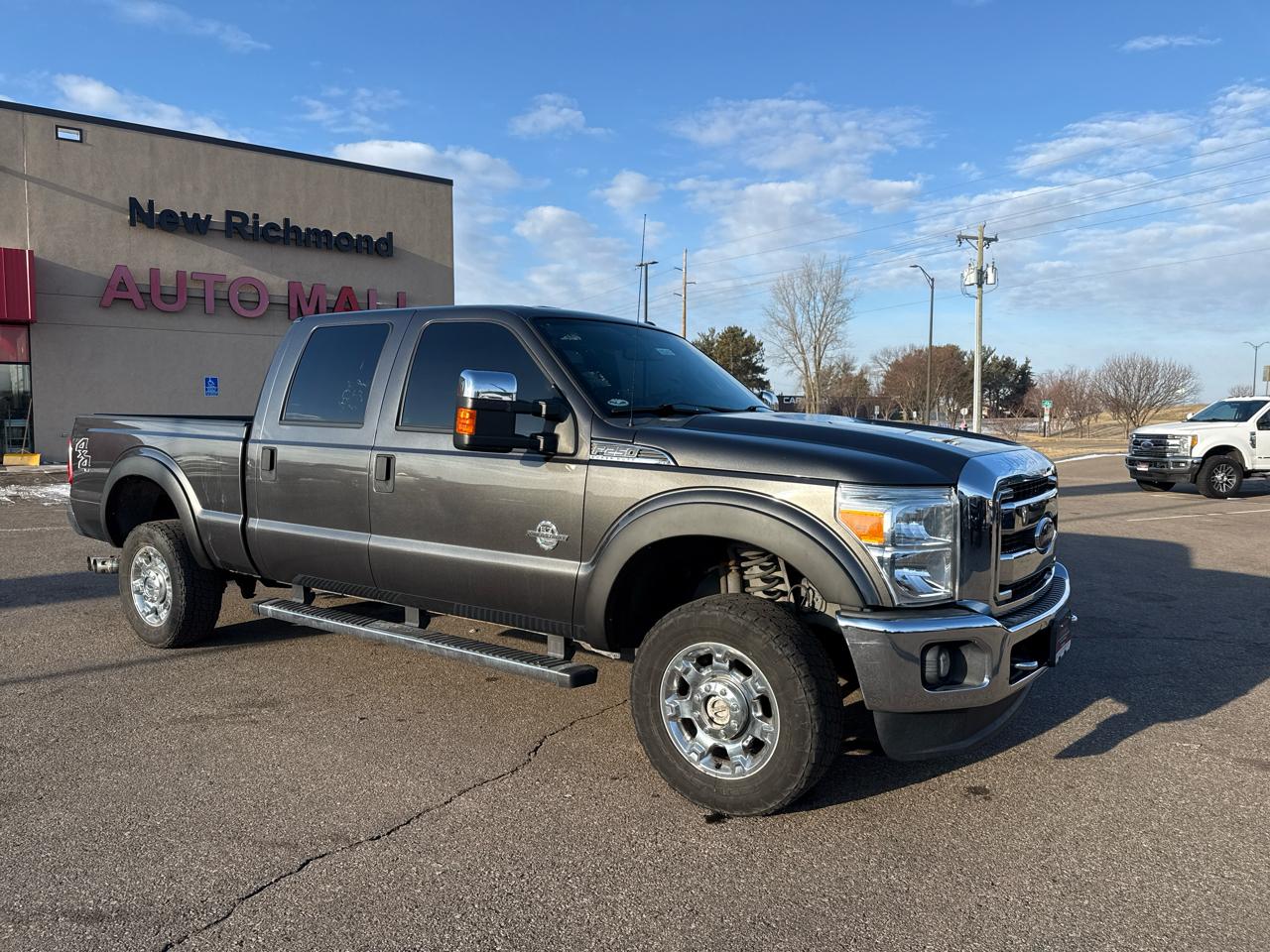 Ford F-250 SD XLT Crew Cab 4WD 2016