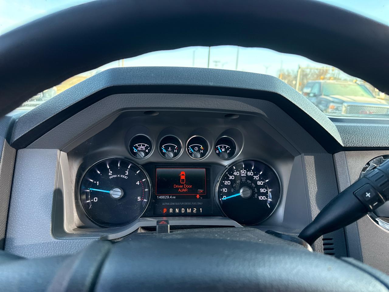 Ford F-250 SD XLT Crew Cab 4WD 2016