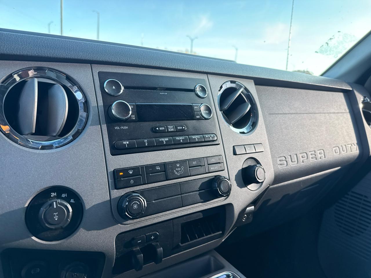 Ford F-250 SD XLT Crew Cab 4WD 2016