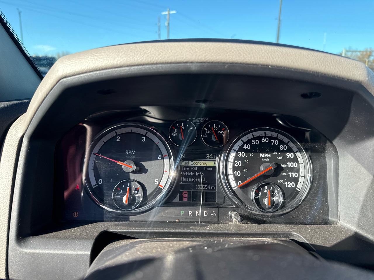 RAM 2500 SLT Crew Cab SWB 4WD 2012