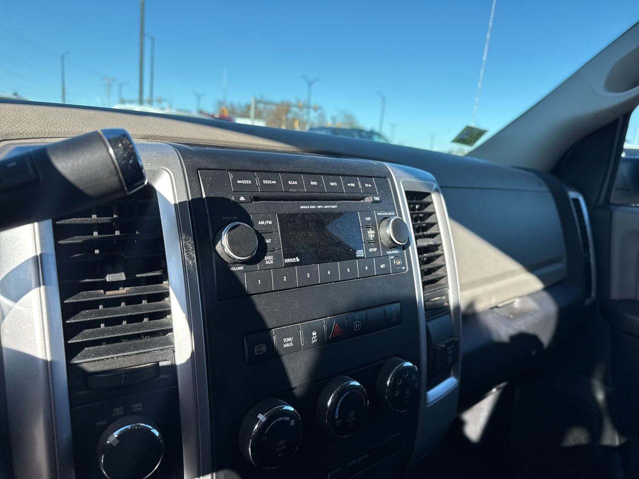 RAM 2500 SLT Crew Cab SWB 4WD 2012