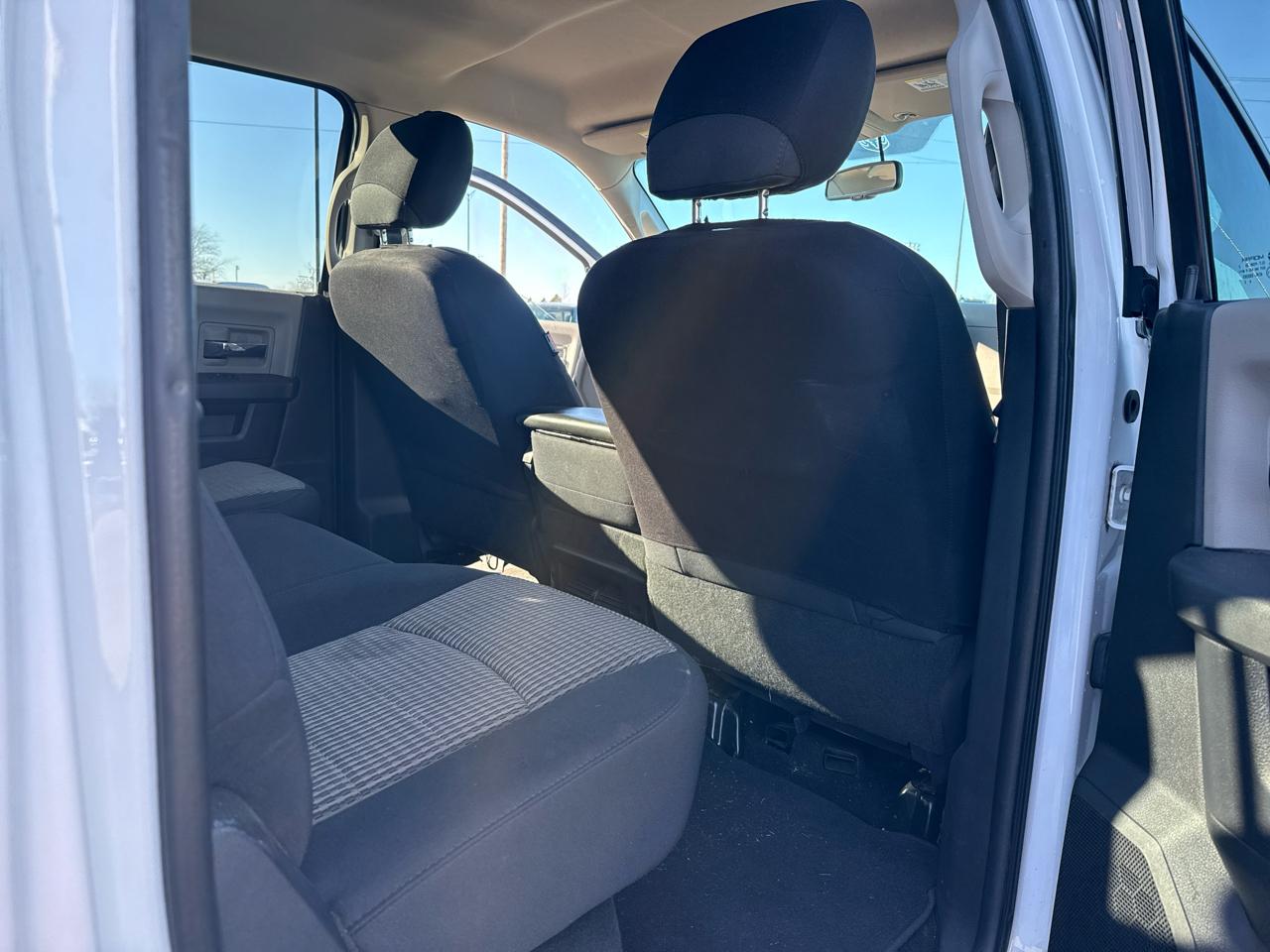 RAM 2500 SLT Crew Cab SWB 4WD 2012