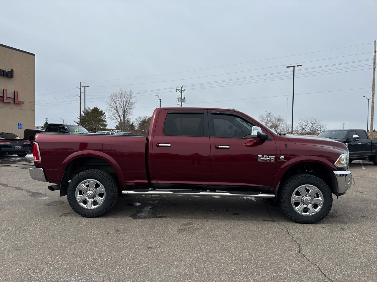 RAM 2500 Laramie Crew Cab SWB 4WD 2016