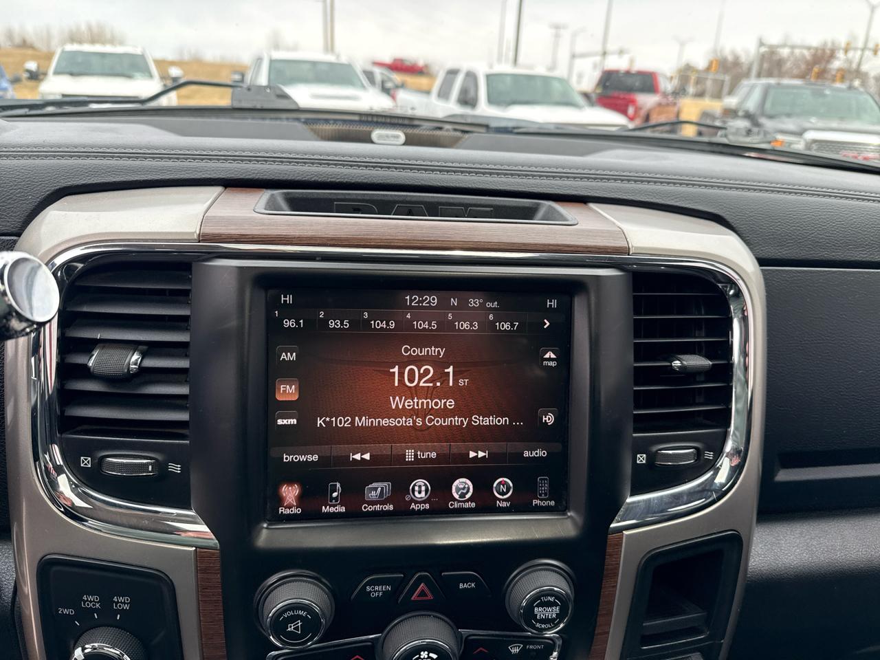 RAM 2500 Laramie Crew Cab SWB 4WD 2016