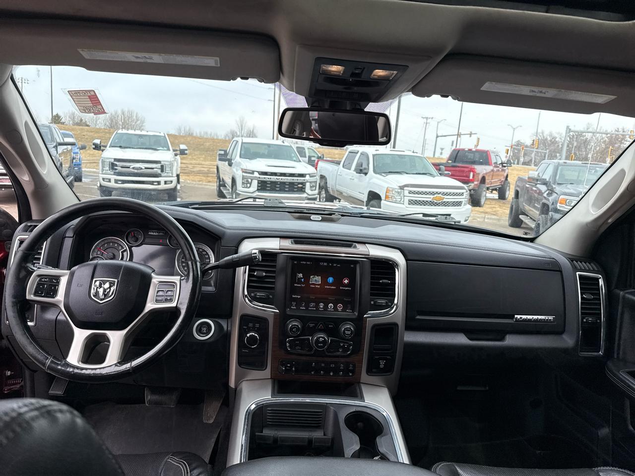 RAM 2500 Laramie Crew Cab SWB 4WD 2016