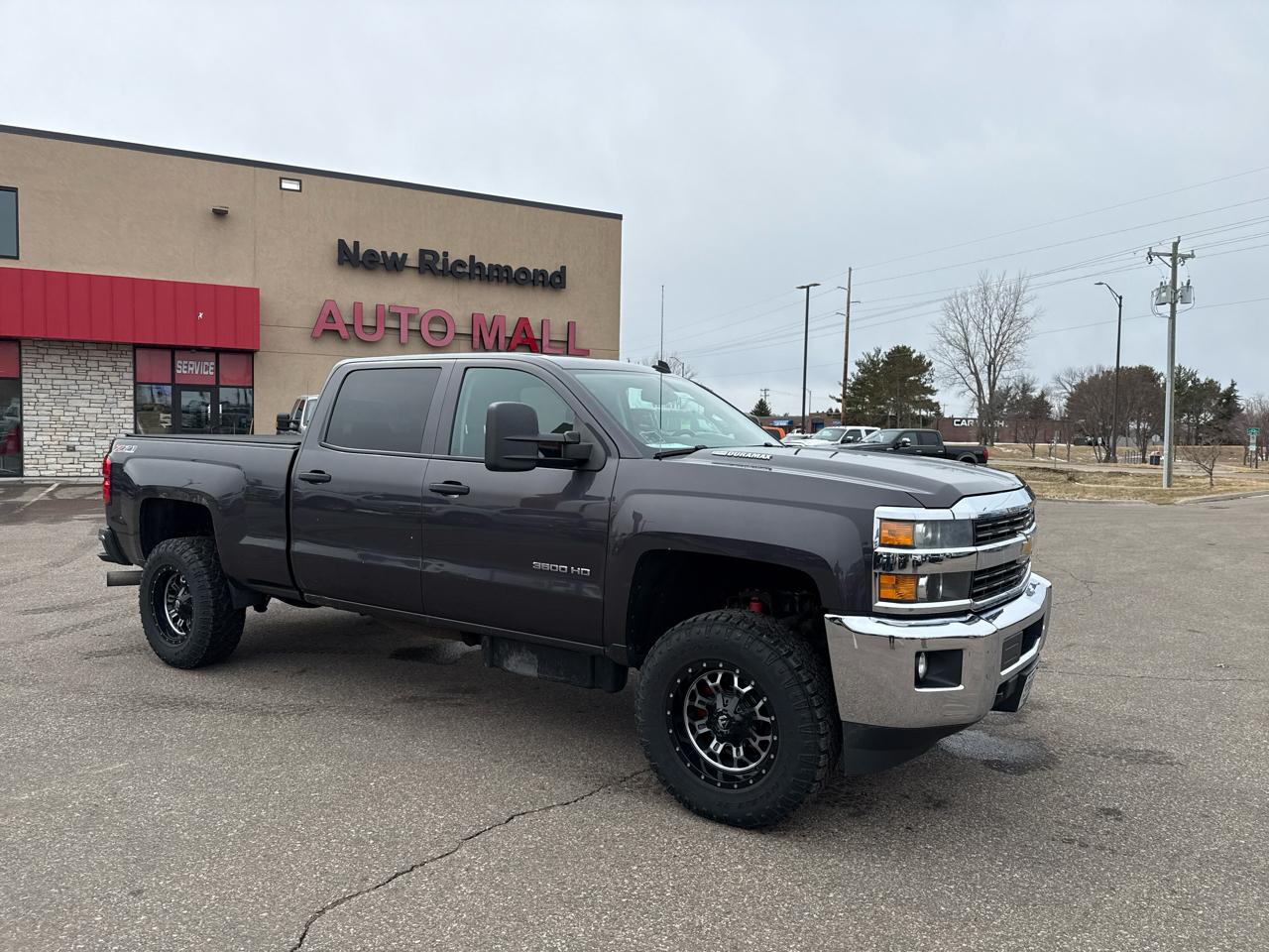 Chevrolet Silverado 3500HD LT Crew Cab 4WD 2015