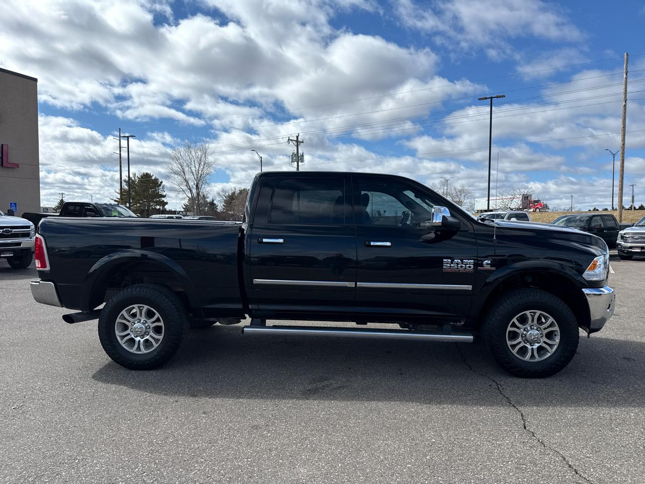 RAM 2500 Laramie Crew Cab SWB 4WD 2015