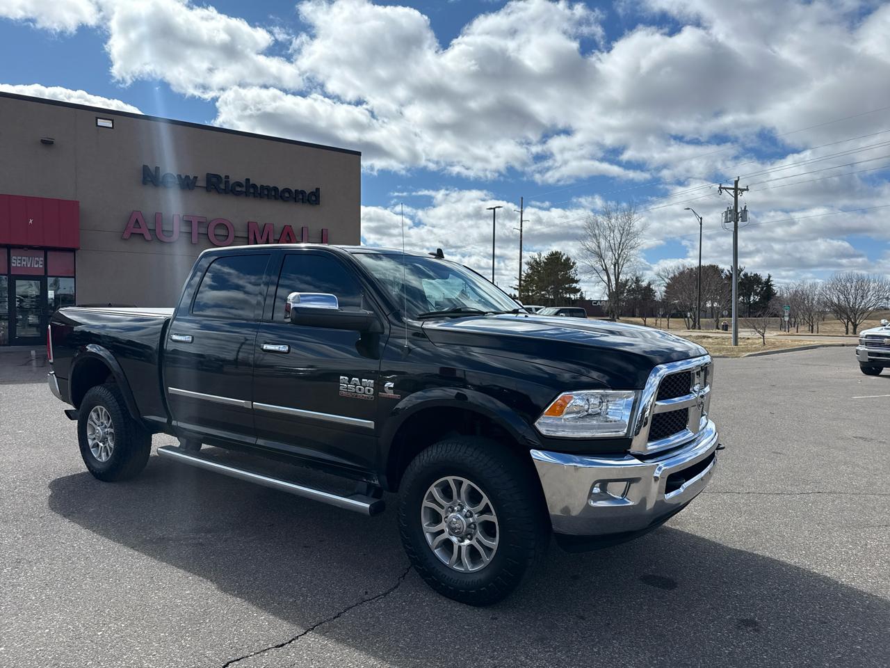 RAM 2500 Laramie Crew Cab SWB 4WD 2015