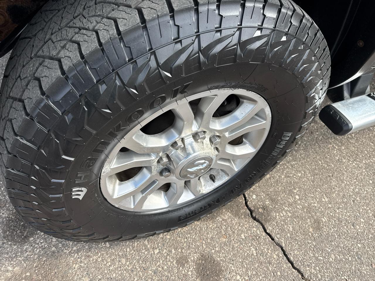 RAM 2500 Laramie Crew Cab SWB 4WD 2015