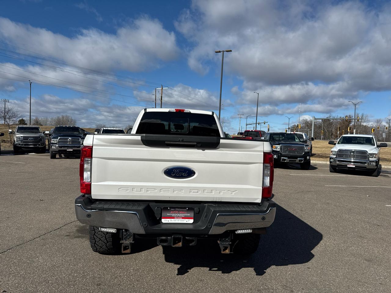 Ford F-350 SD Lariat Crew Cab 4WD 2017