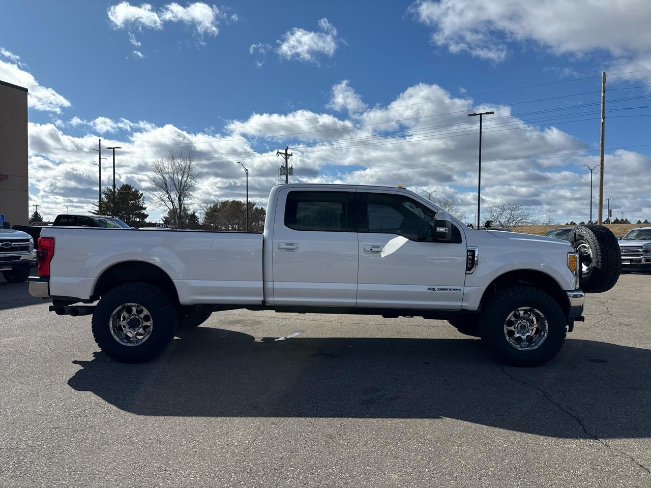 Ford F-350 SD Lariat Crew Cab 4WD 2017