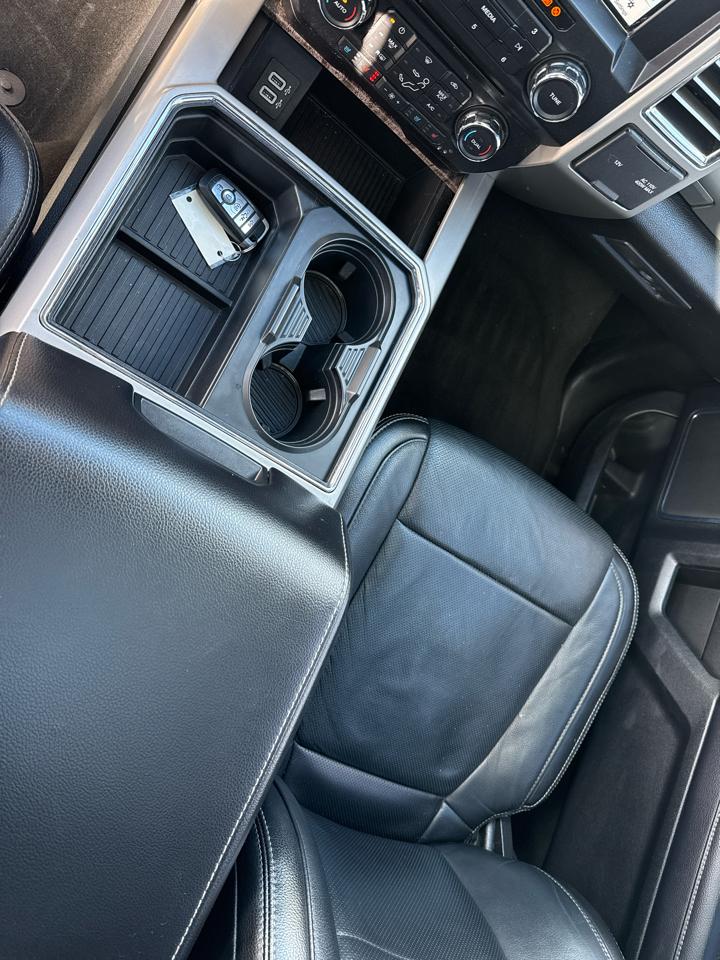 Ford F-350 SD Lariat Crew Cab 4WD 2017