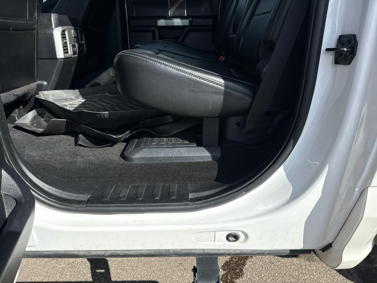 Ford F-350 SD Lariat Crew Cab 4WD 2017