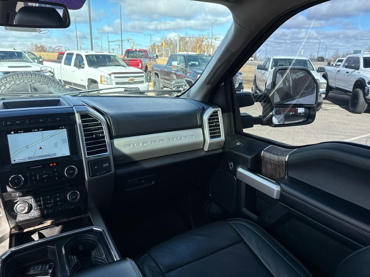 Ford F-350 SD Lariat Crew Cab 4WD 2017