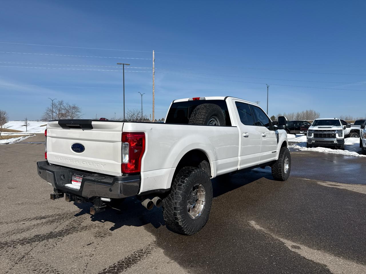 Ford F-350 SD Lariat Crew Cab 4WD 2017